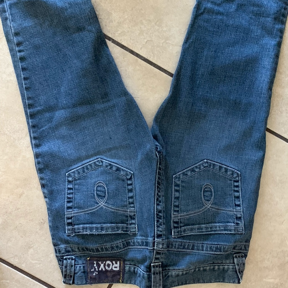 Roxy Jeans - Picture 2 of 3